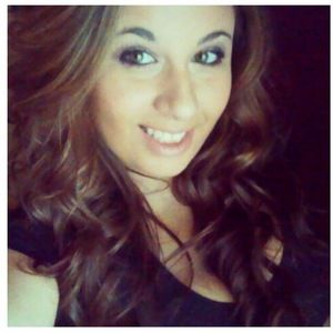 Meet your Posher, Justina